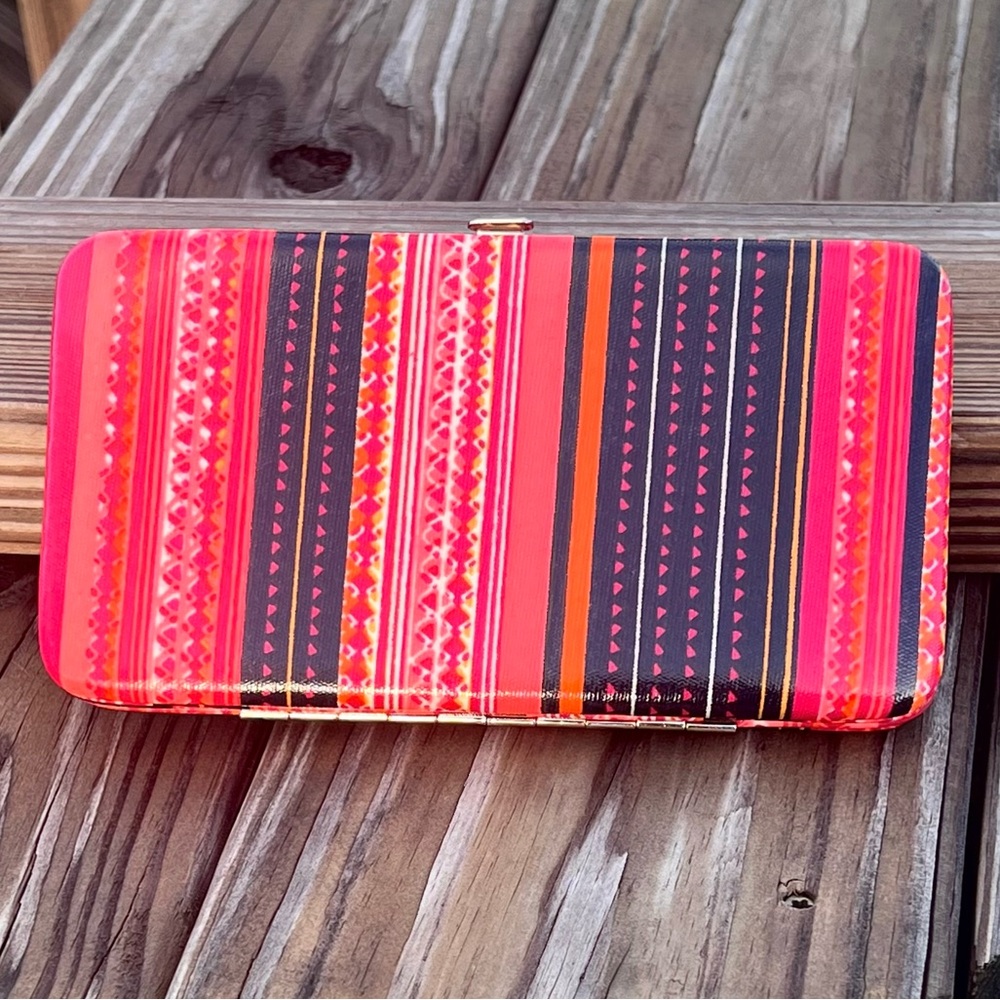 - Colorful Hardcase Snap Wallet! EUC!
